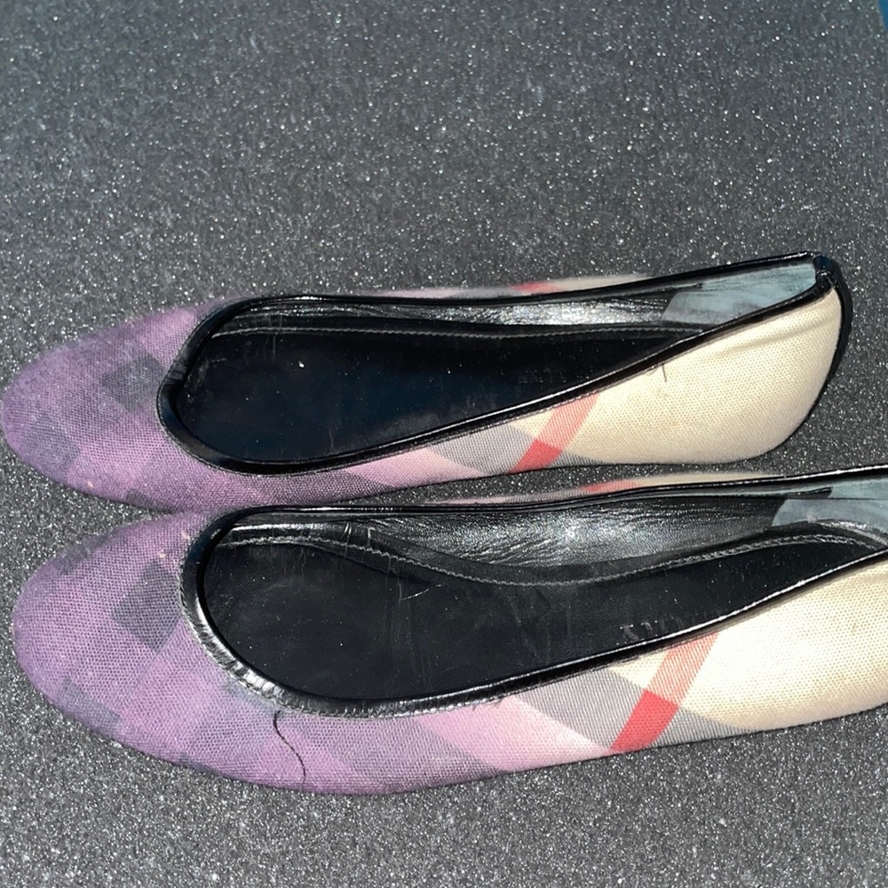 Burberry original print with violet top slip on sandals.